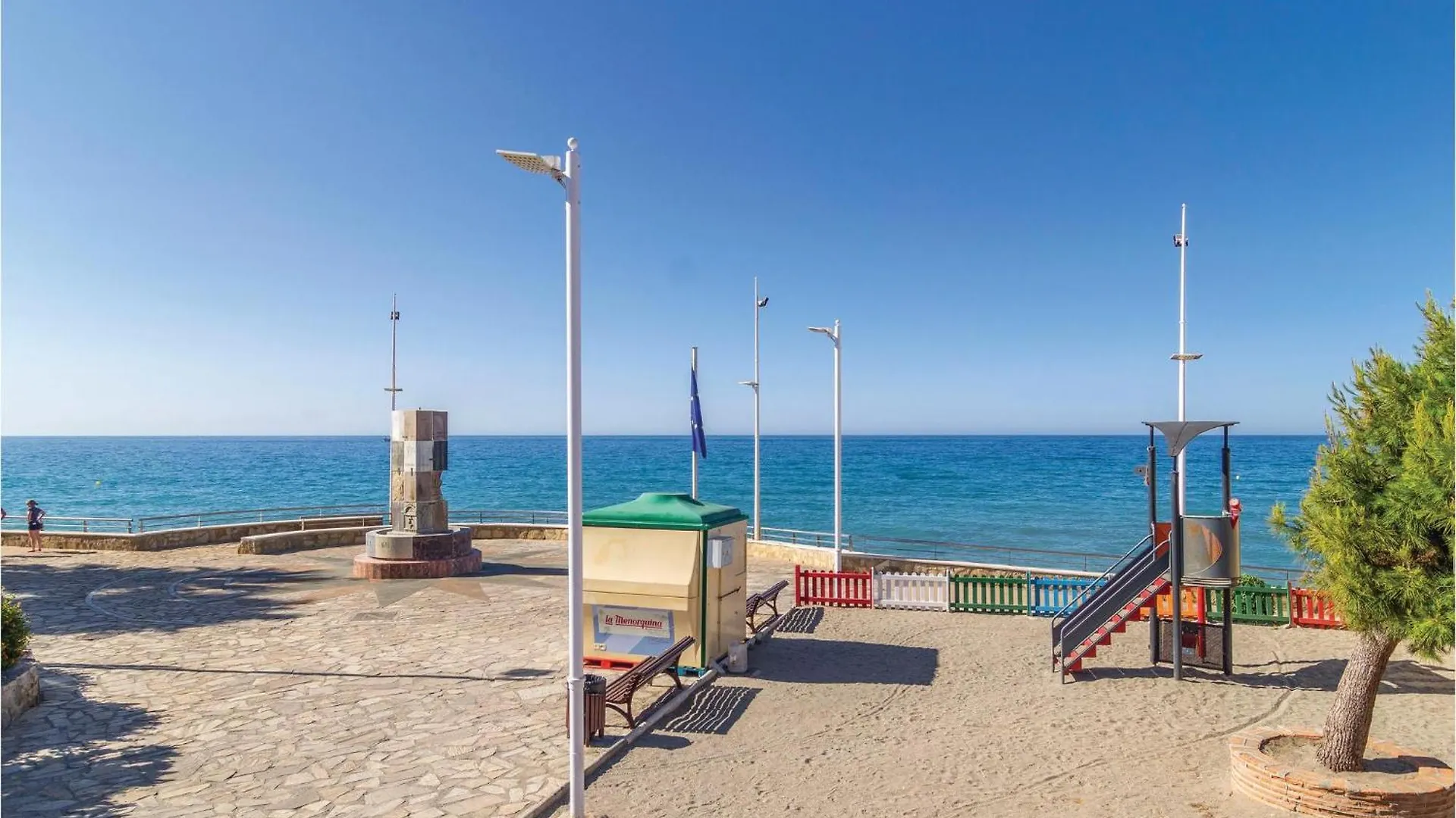 3 Bedroom Lovely Apartment In Nerja Spain