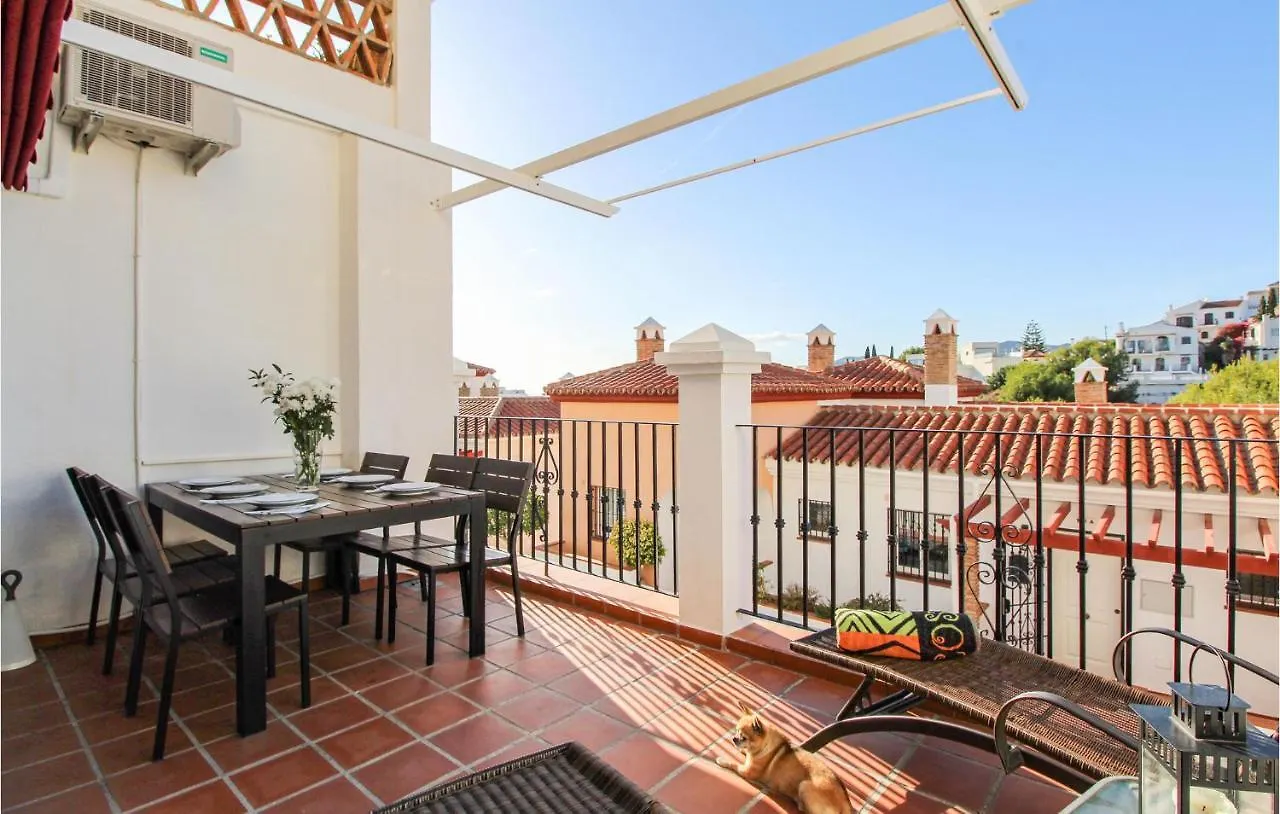3 Bedroom Lovely Apartment In Nerja Spain